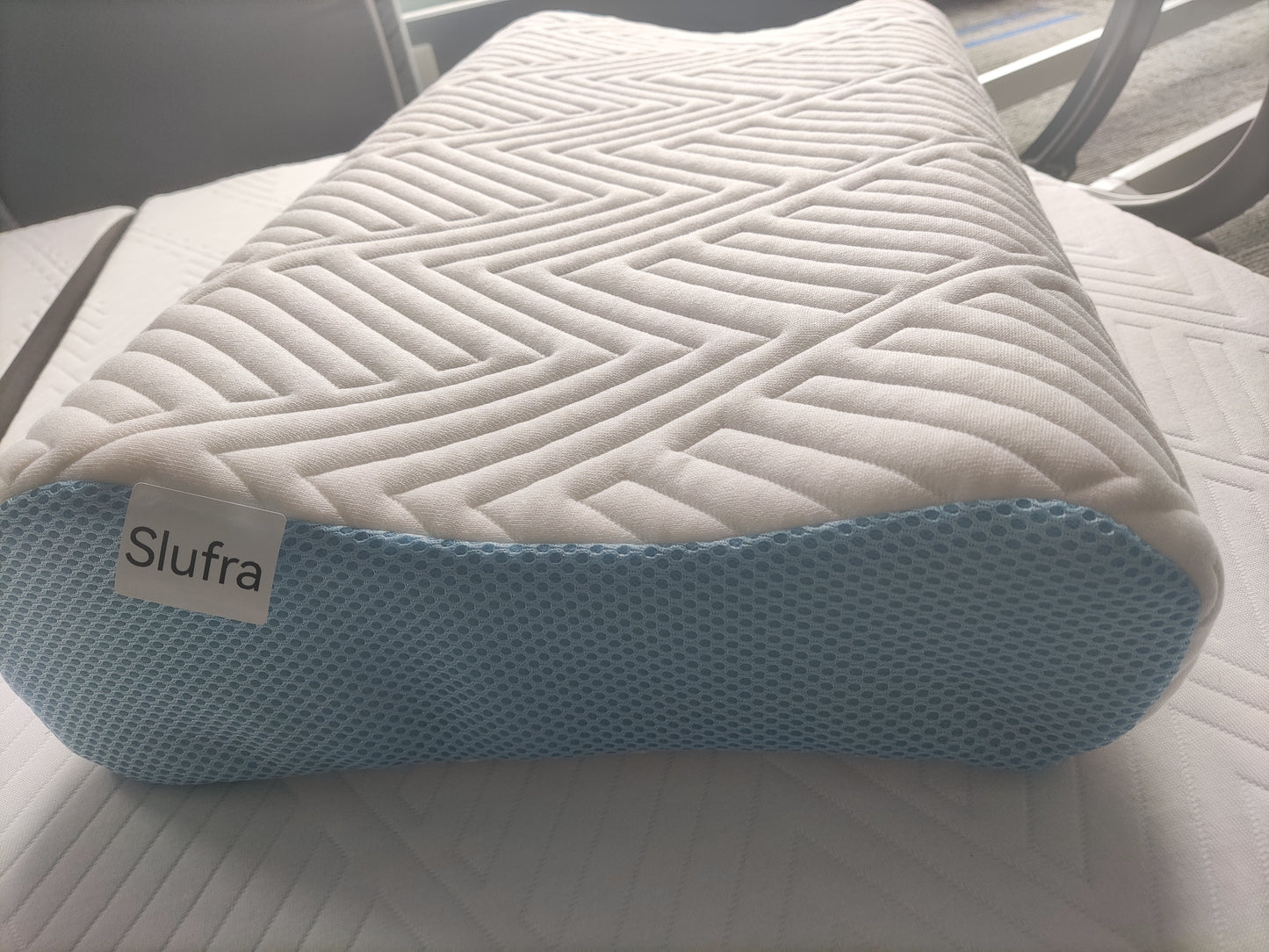 Slufra Standard Memory Foam Pillow Supportive Bed Pillow